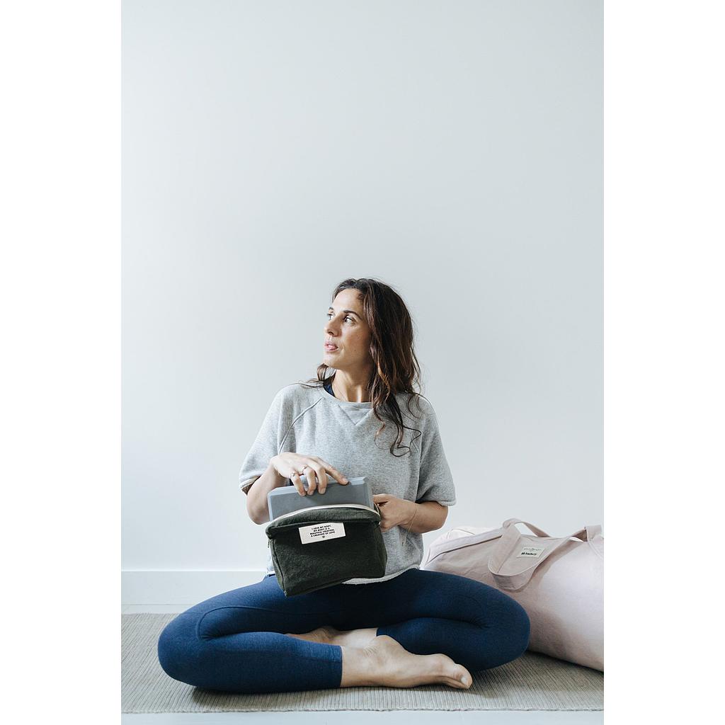 La pochette en collaboration avec Lili Barbery - Coton recyclé kaki