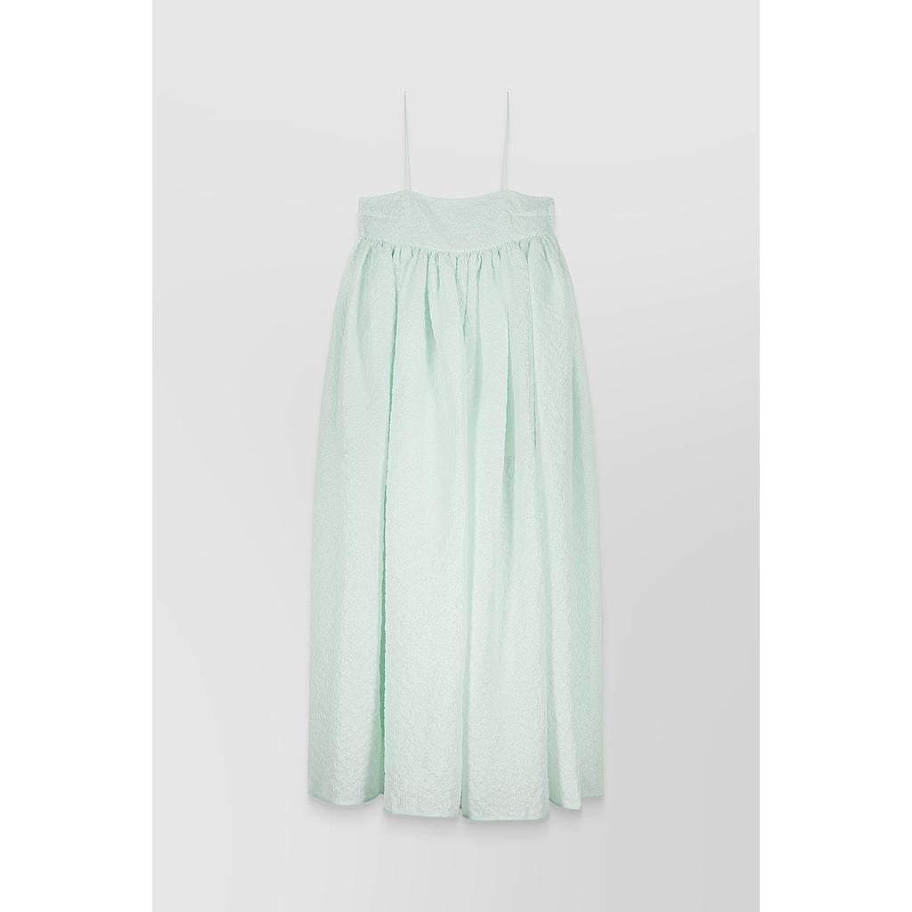 Voluminous strap matelassé midi dress