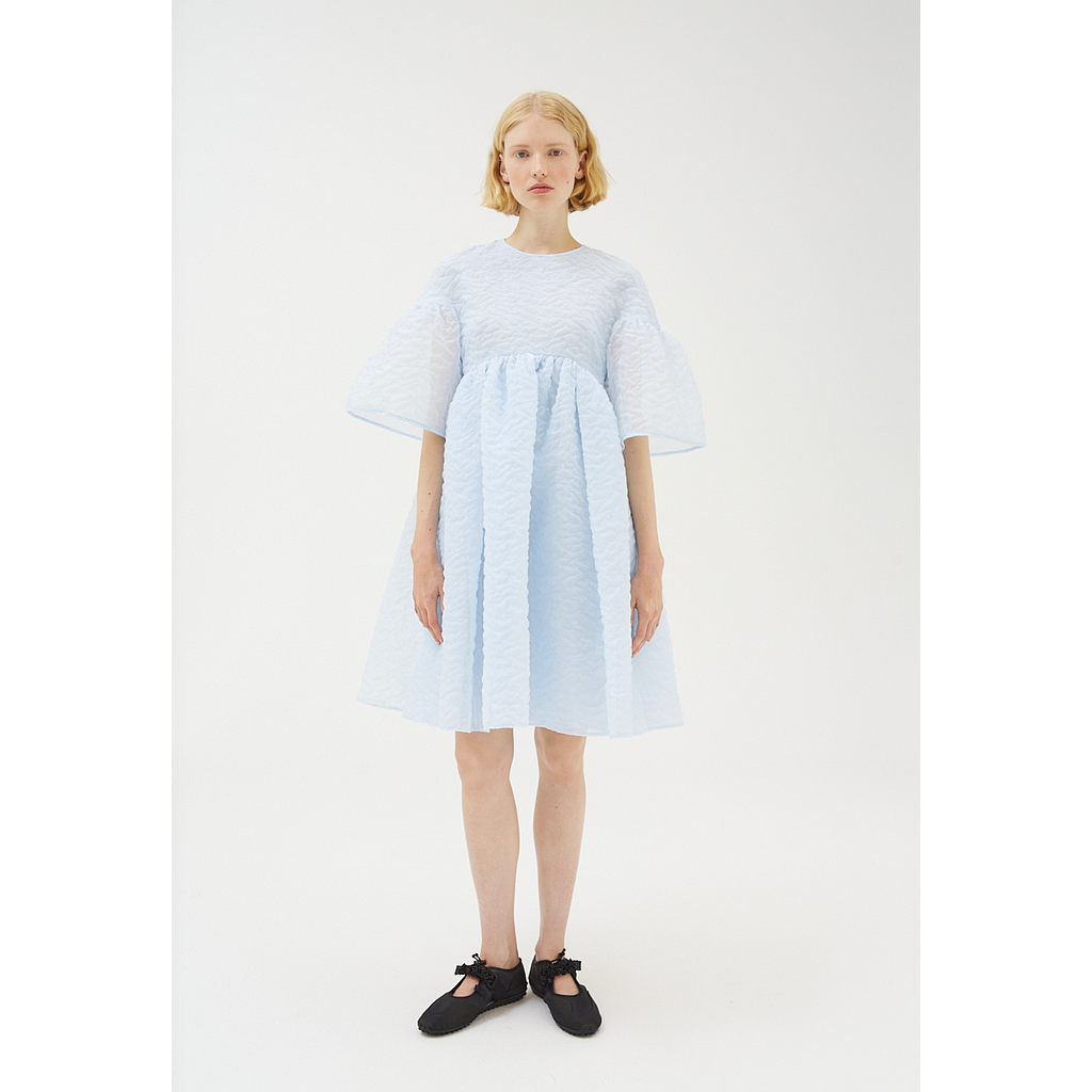 Matelassé bell shaped dress with voluminous skirt