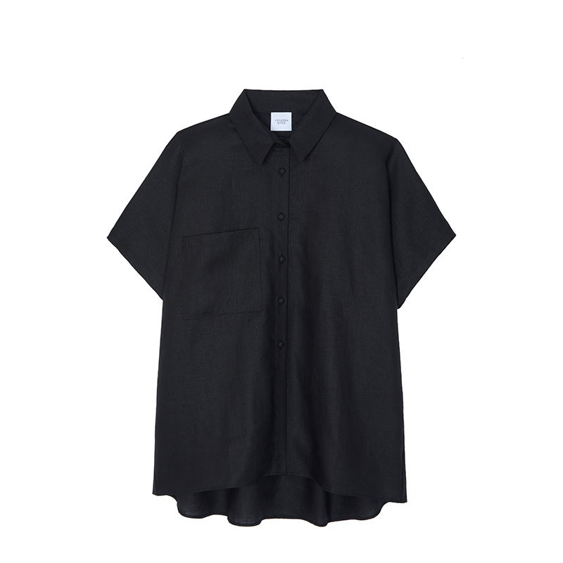 La Chemise à Manches Courtes