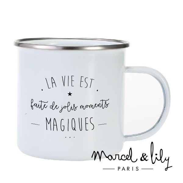 Tasse émaillée "La vie est faite de jolis moments magiques"