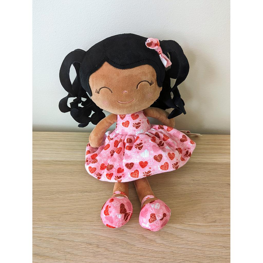 Peluche : Mes jolies couettes et ma robe à coeur