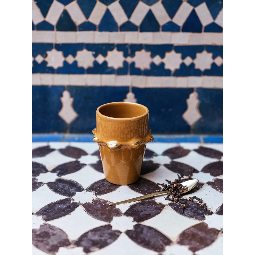 Moyenne tasse beldi tazza curry gold